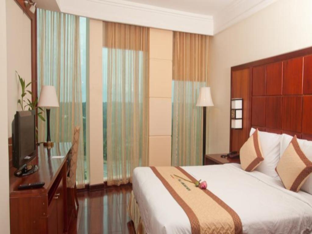 Dlgl - Dung Quat Hotel Kuang Ngai Dış mekan fotoğraf