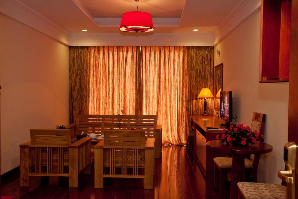 Dlgl - Dung Quat Hotel Kuang Ngai Oda fotoğraf
