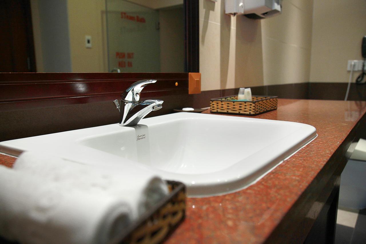 Dlgl - Dung Quat Hotel Kuang Ngai Dış mekan fotoğraf